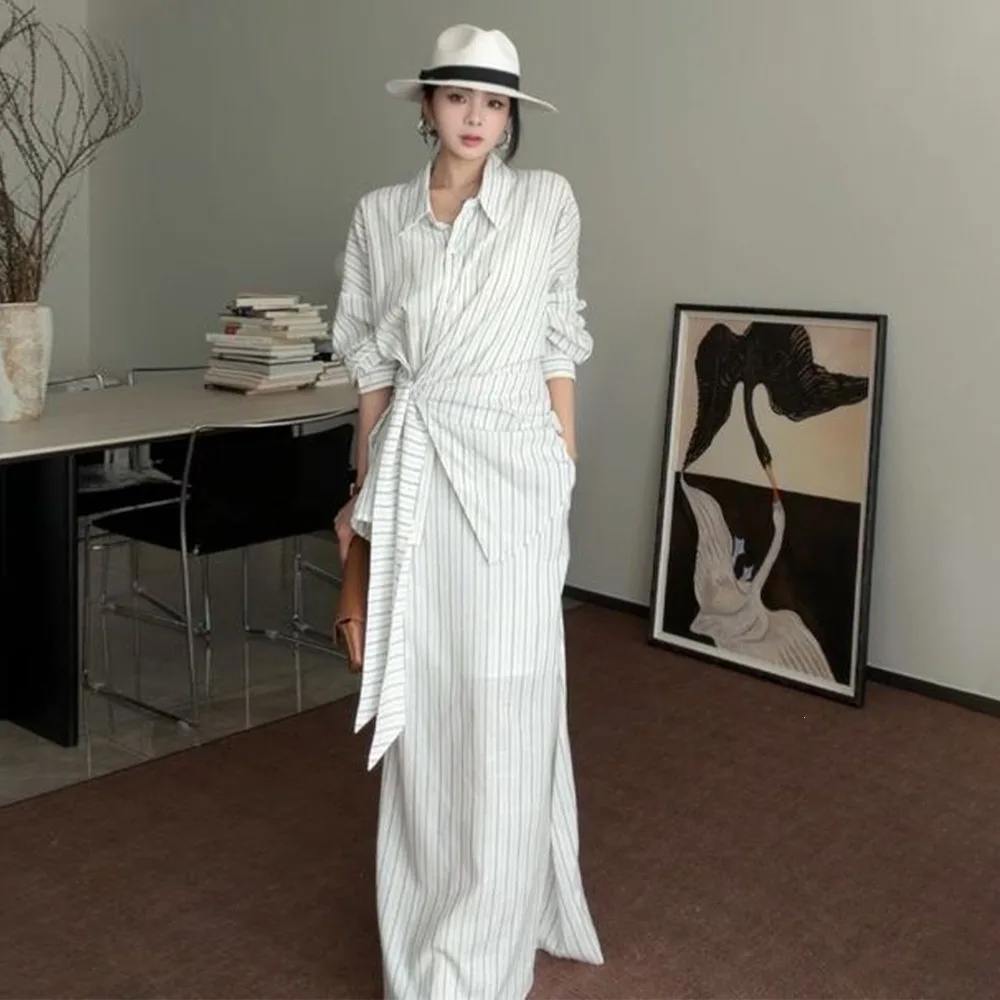 Office Commuting Outfit Set, Women's Spring and Summer Temperament Slim Fit Versatile Striped Shirt Half Skirt Two-piece Set
