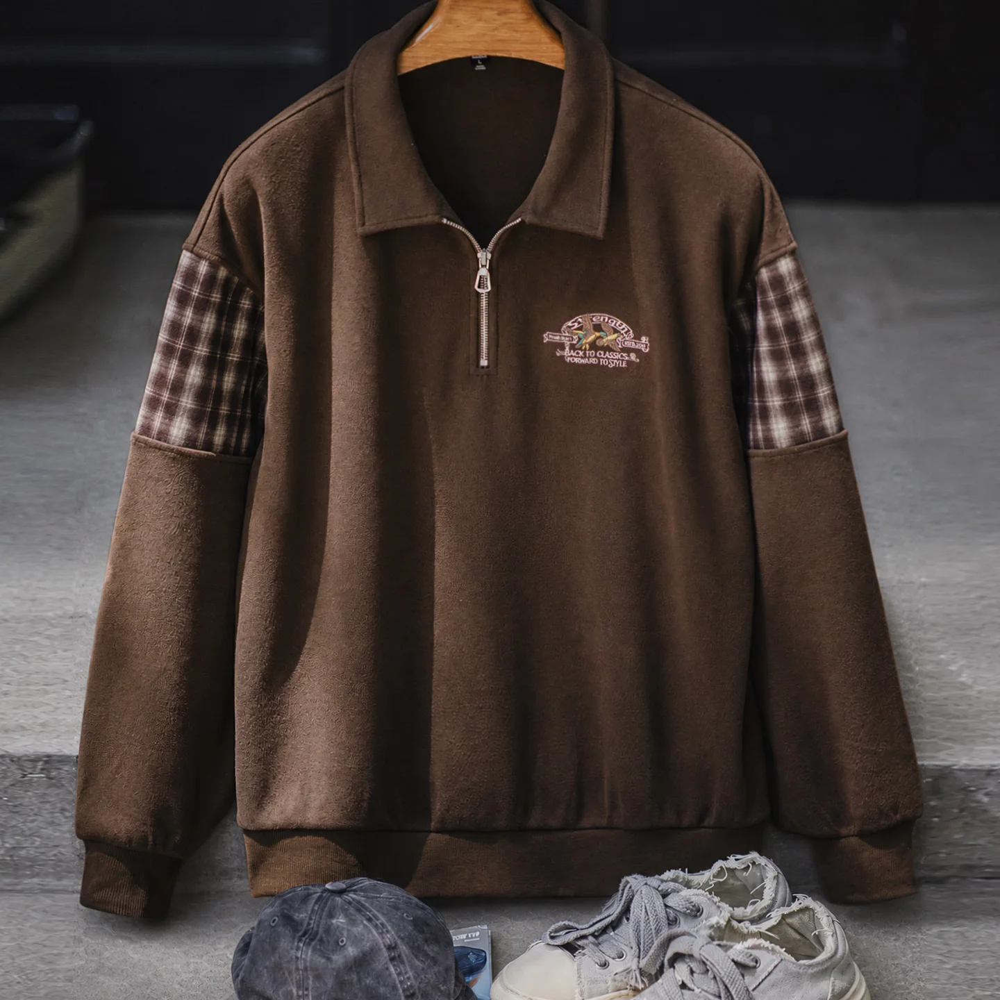 Maden Vintage Half-Zip Sweatshirt Men Brown American Casual Retro Color Block Embroidered Pullover Sweatshirt Outerwear Fall