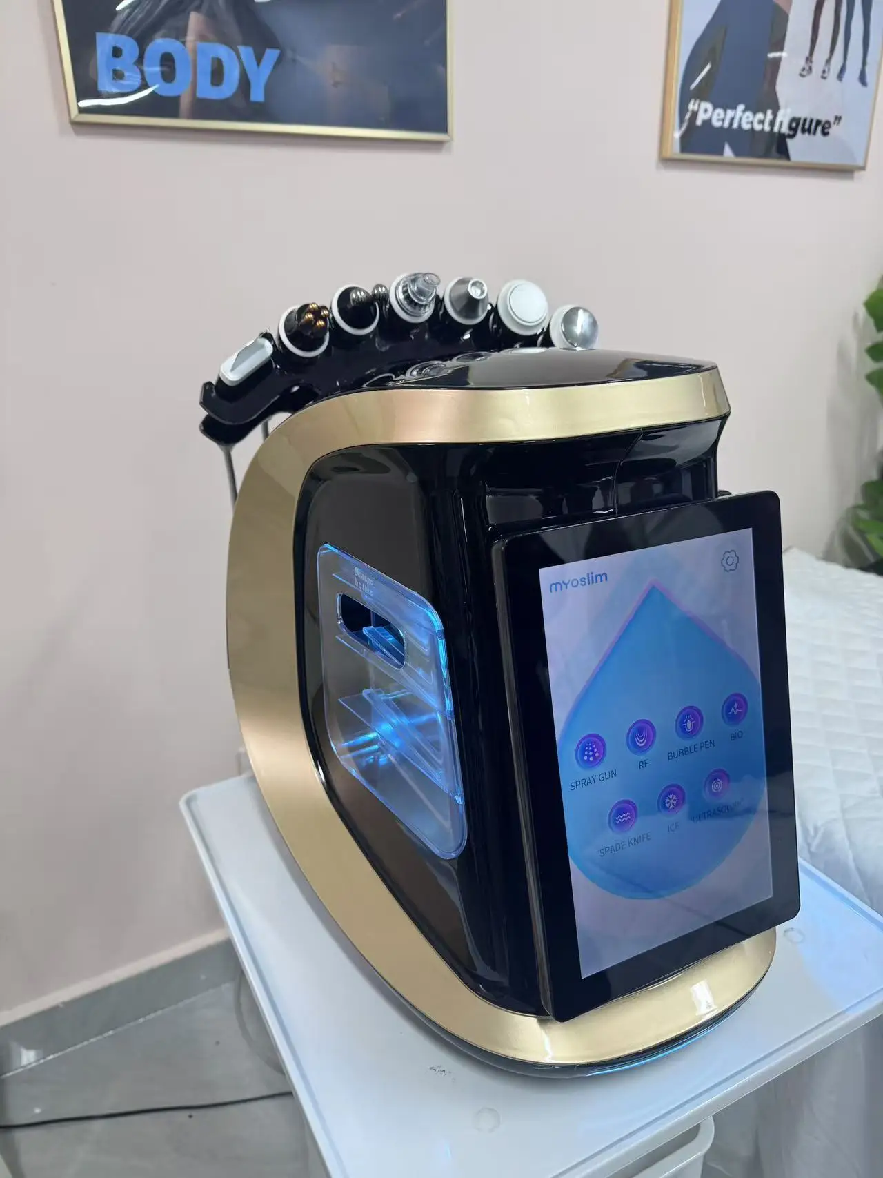 آلة تقشير الجلد المائية الأكسجين الجليد الأزرق الذكية جيت أكوا تقشير التيارات الدقيقة فقاعة صغيرة لجهاز تنظيف الوجه