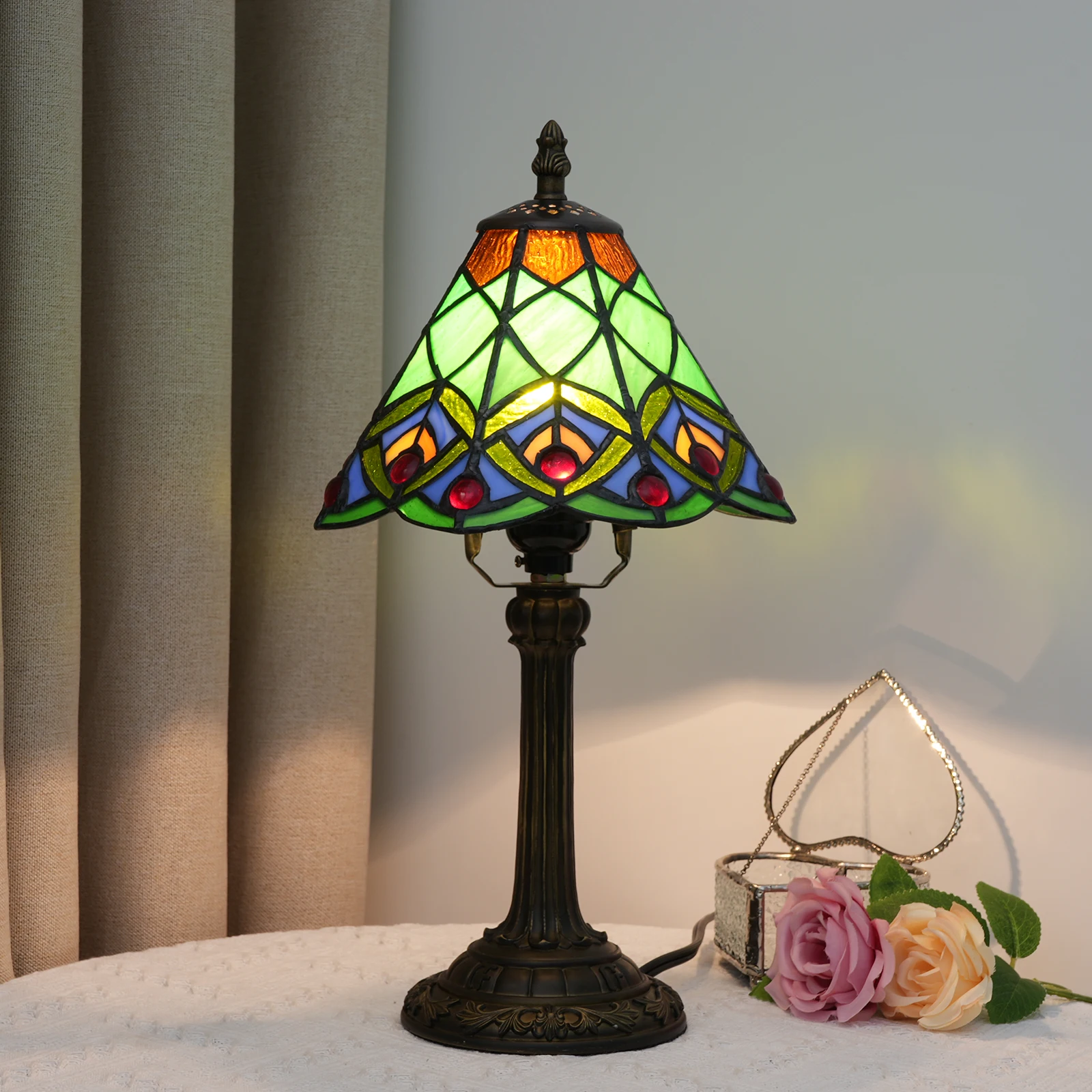 Tiffany Style Stained Glass Table lamp Green Peacock Tail Bedroom Bedside Light for Living Room Bar Retro Decor gift Nightstand