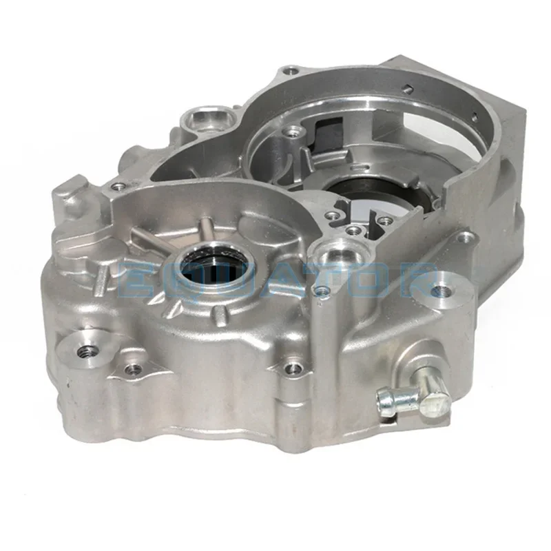 Motorcycle pit dirt parts Yingxinag YX150 150CC Engine Crankshaft Crank Case Cover For YX150CC Dirt Pit Bike Engine Parts