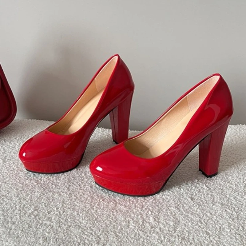 Nuevos zapatos de tacón alto para mujer, zapatos de boda blancos, tacones altos gruesos, zapatos de tacón para fiesta a la moda, calzado negro rojo de talla grande 34-42