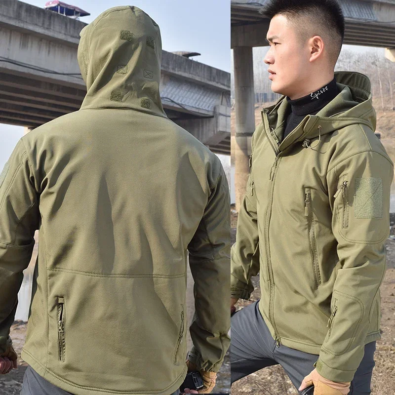 Hunting Jackets Softshell Tactical Jacket Man Combat Waterproof Fleece Men Clothing Winter Hooded Skiing Windbreaker Coat