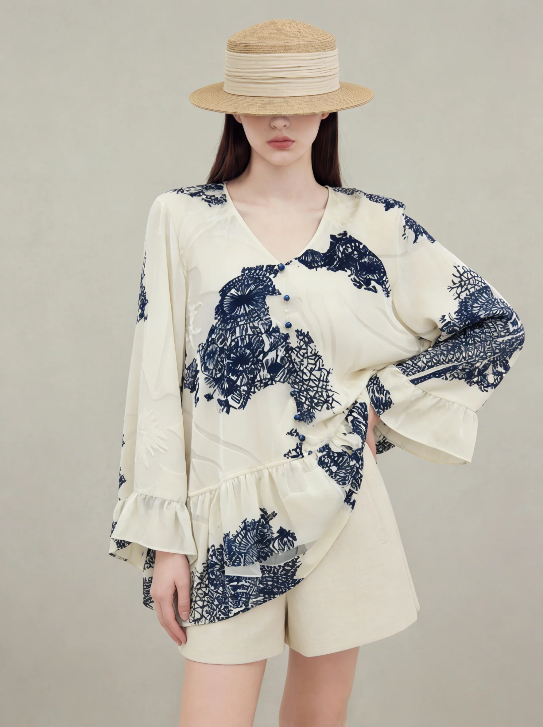 

New Chinese Style Long Sleeve V-Neck White Printed Bell Sleeve Shirt Women's Summer Fashion Casual Loose Fit Polyester Blend