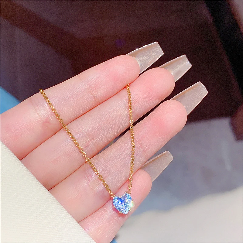 New Fashion Trendy Zircon Love Pendant Necklace for Women Light Luxury Temperament Clavicle Chain Girls Prom Anniversary Gift