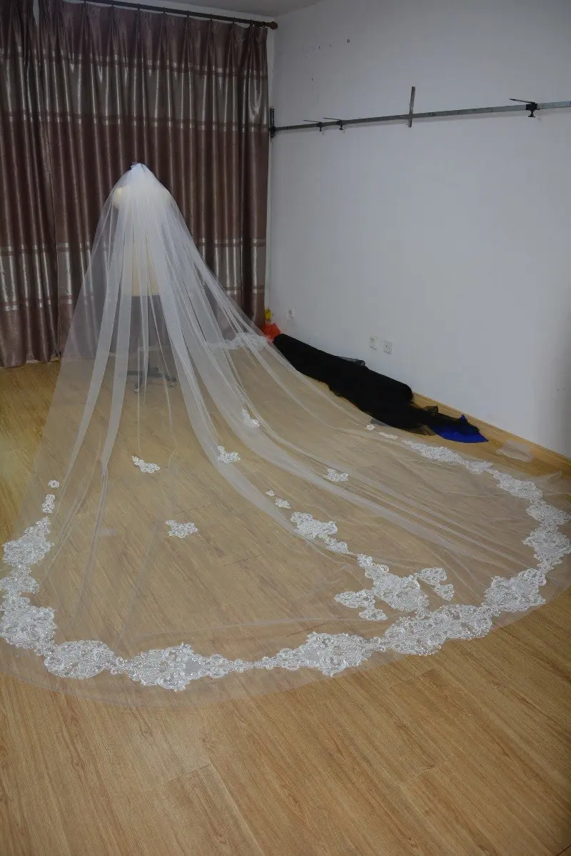 

Cathedral Bridal Veils Appliques Lace Edge 1T With Comb Attached Custom Made Long 3M 4M 5 M wedding accessories