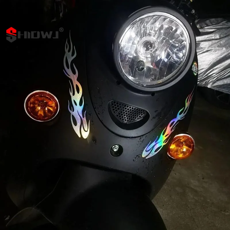 1Pair Flame Strips Car Stickers Auto Body Bumper Windows Motorcycle Laptop Walls Vinyl Film Decal Car Tuning Accessories