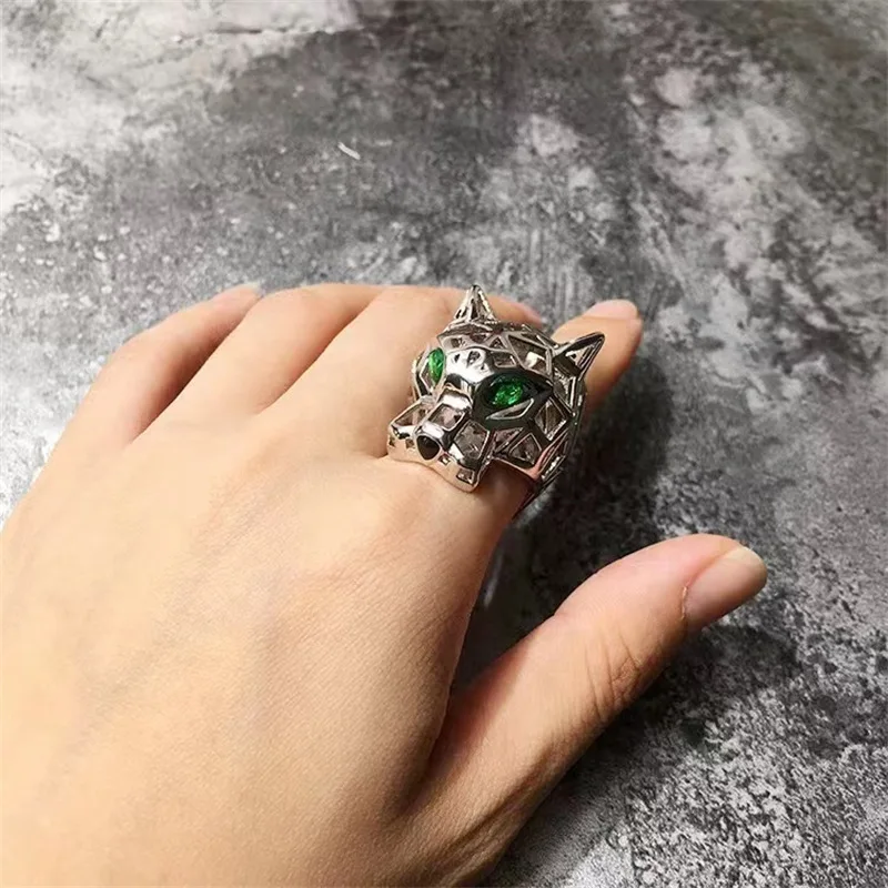 New Punk Style Tiger Head with Green Eyes Hollow Design Zircon Ring 925 Silver Wedding Party Jewelry Accessories for Women