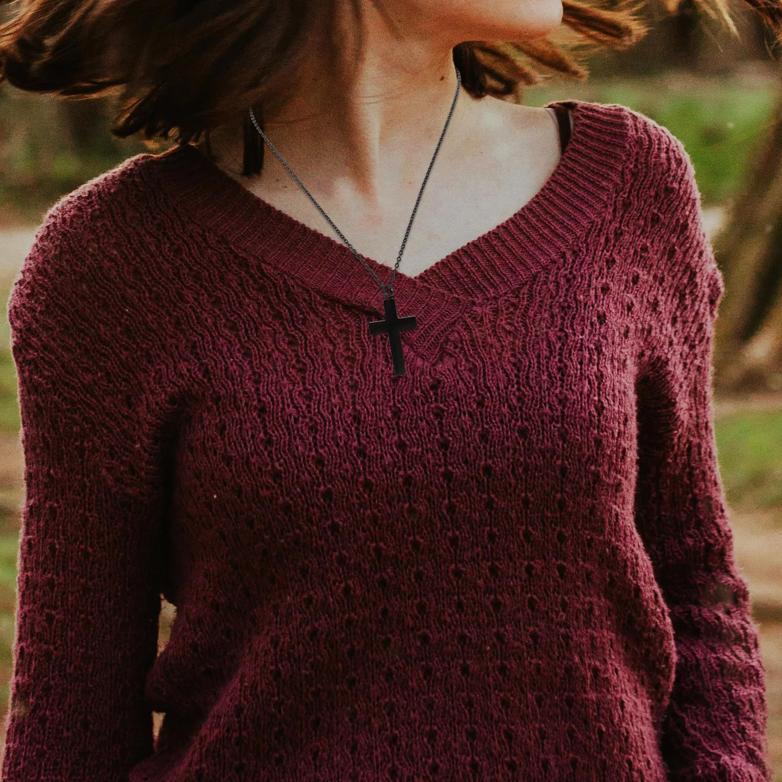 

Черная урна с крестом из нержавеющей стали, ожерелье, ювелирные изделия, подвеска для кремации, открывающийся мемориальный подарок на память для праха, человеческого домашнего животного