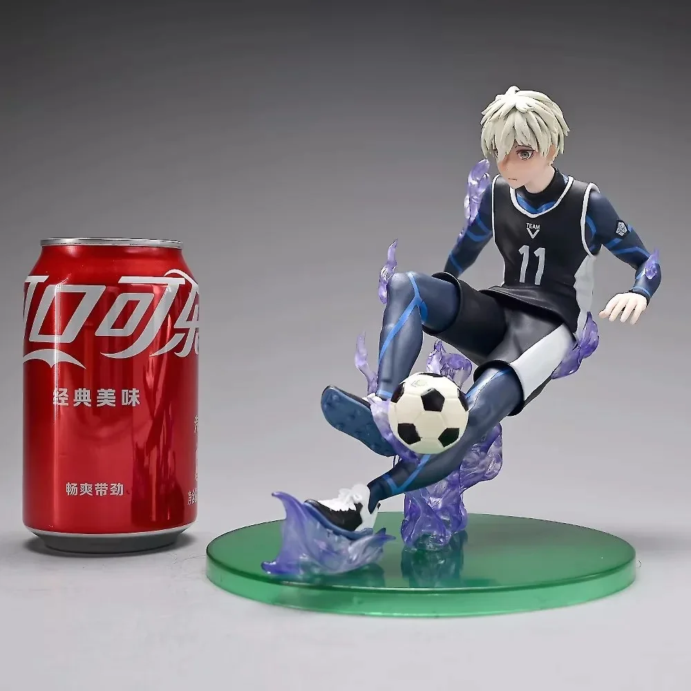 

Anime Blue Lock Character Number 11 Yoichi Isagi Figurine Model Desktop Ornament Fan Collection Toy Gift Action Figure