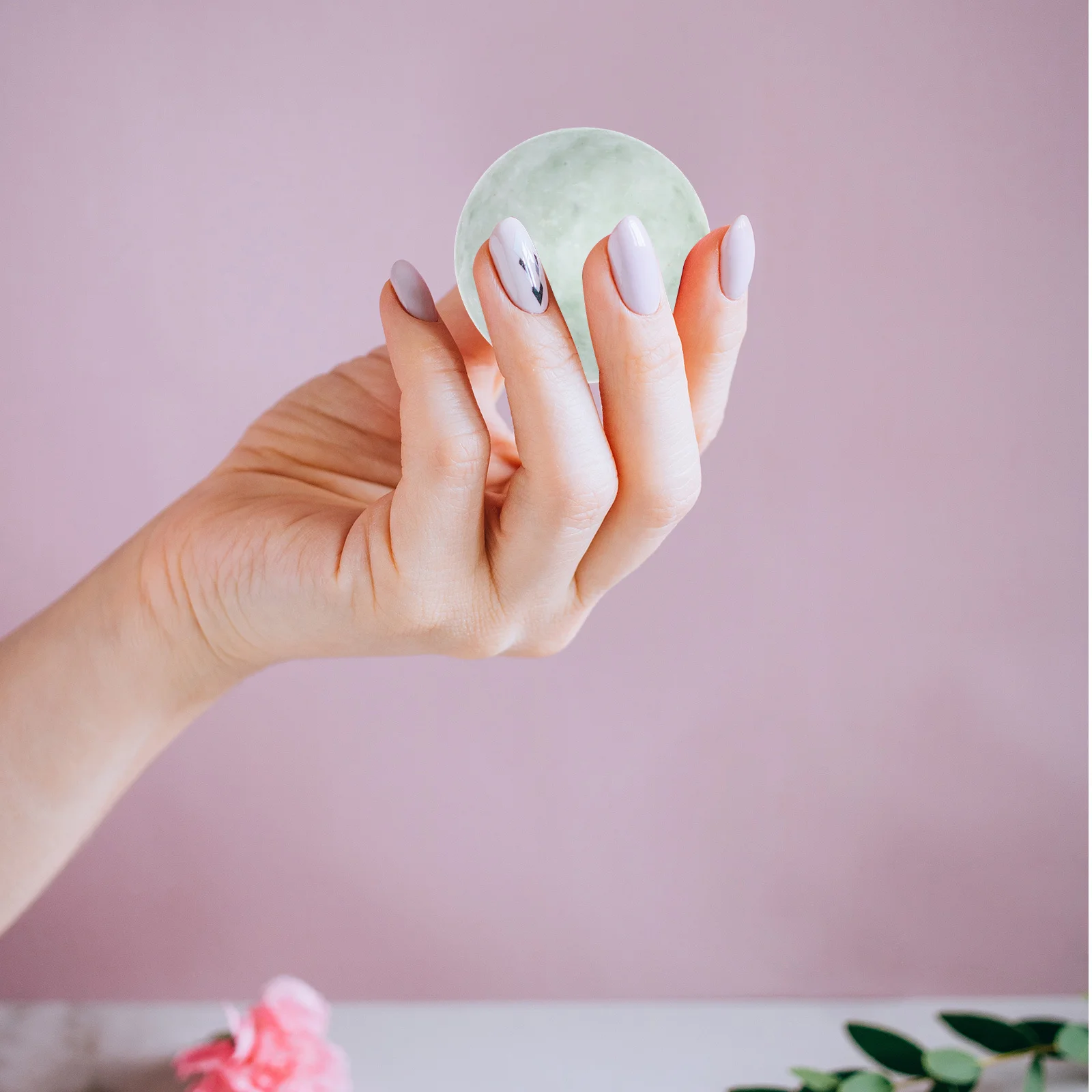 

2Pcs Smooth Portable Hand Massage Balls Sturdy Material for Long Lasting Use Hand Massage Ball Handballs Small Balls