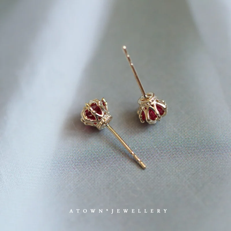 

Original 925 Silver 14k Gold Crown Red Zircon Women's Stud Earrings Luxury Jewelry Jewellery 2024 Trend Wholesale Free Delivery