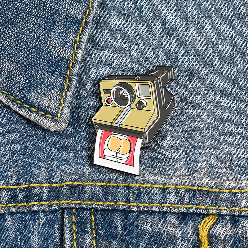 Exquisite Color Camera Brooch VCR Brooch Outdoor Travel Series Alloy Clothing Accessories Backpack Brooch Badge Lapel Pins