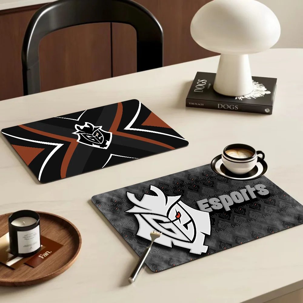 

G2 Esports Logo Printed Dish Drying Mat Super Absorbent Coffee Drain Pad Tableware Quick Dry Rug Kitchen Dinnerware Placemat