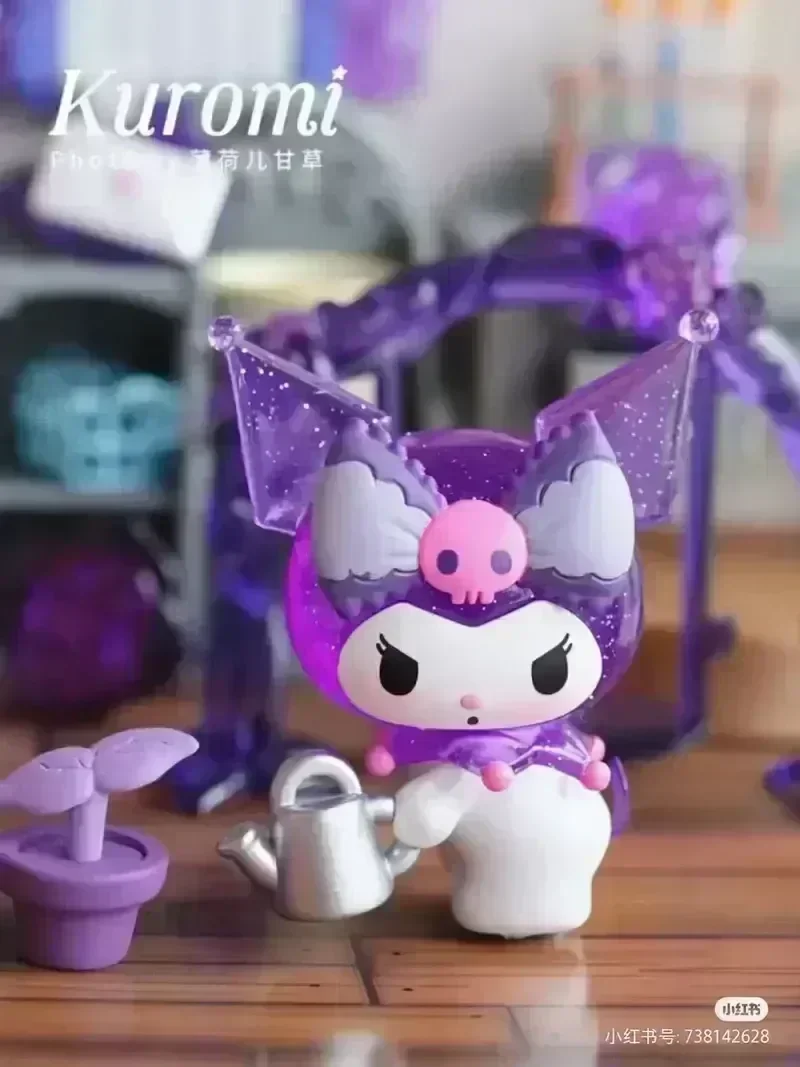 

Sanrio Kuromi Аниме Фигурка мечта Роза сад Серия Модель Куклы Декор коллекционные кавайные модные детские игрушки для девочек Подарки