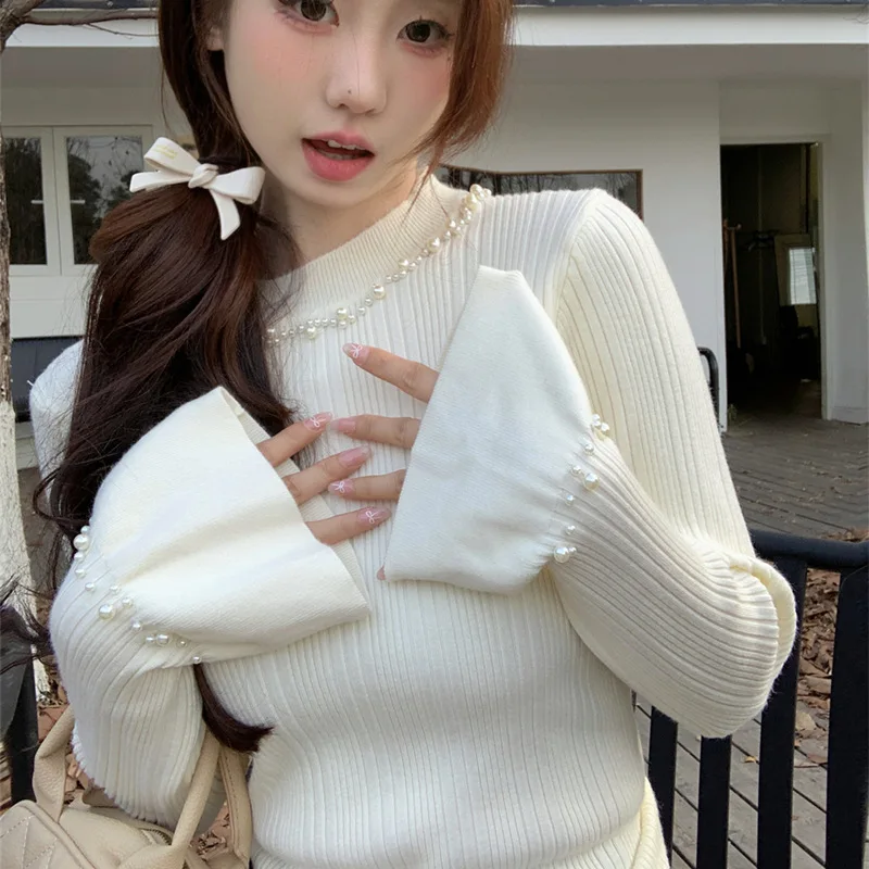 Autumn Winter Pearl Knitted Sweater Women's Slim Fit Long Sleeve round Neck Elegant Atmosphere Feeling Bell Sleeve T-Shirt view 4