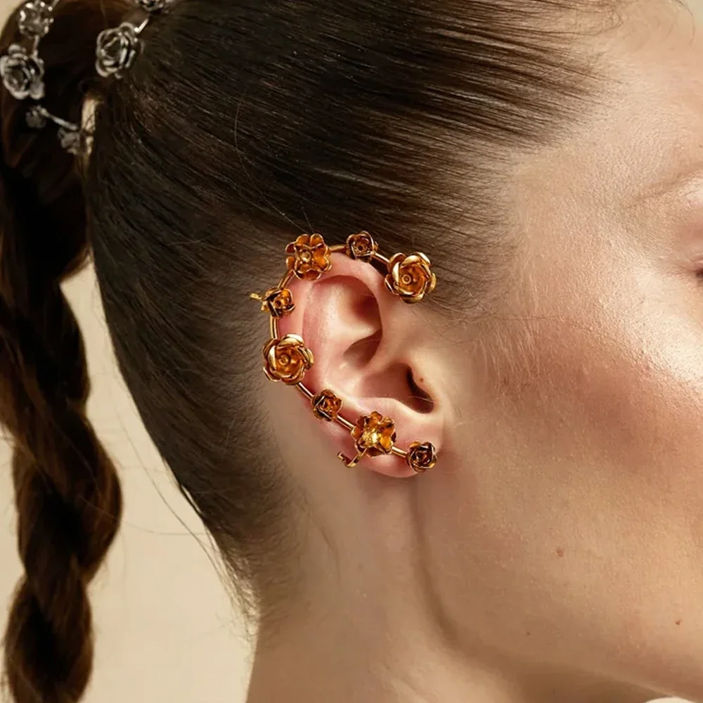 Exquisite kleine Blumen-Ohrclip-Statement-Flora-Ohrmanschette für Frauen, Grils, nicht durchdringende Kletter-Ohrringe, Sommer-Temperament-Schmuck
