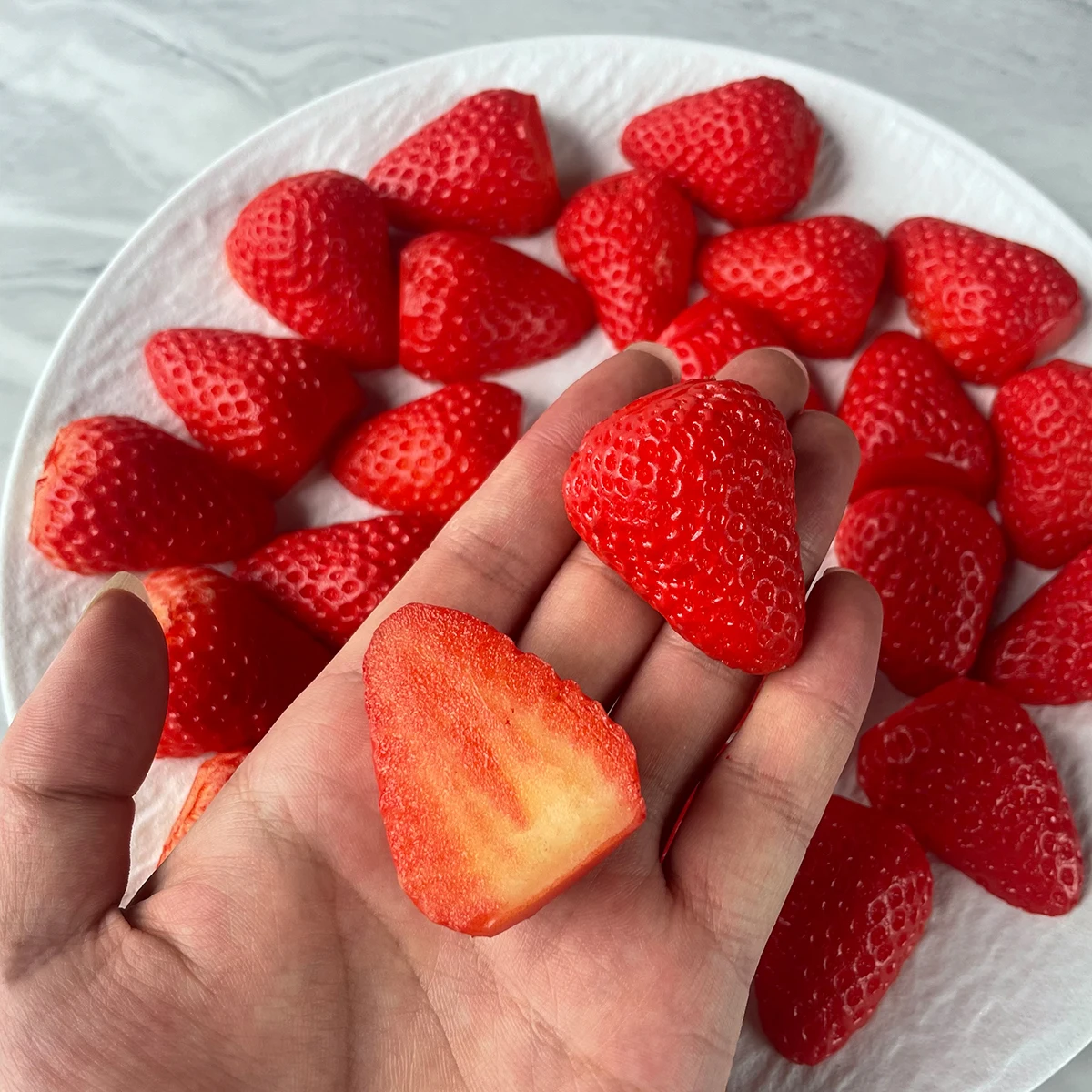 Fresas rojas artificiales de plástico, simulación realista falsa, fresa realista, decoración de frutas artificiales, accesorio de fotografía