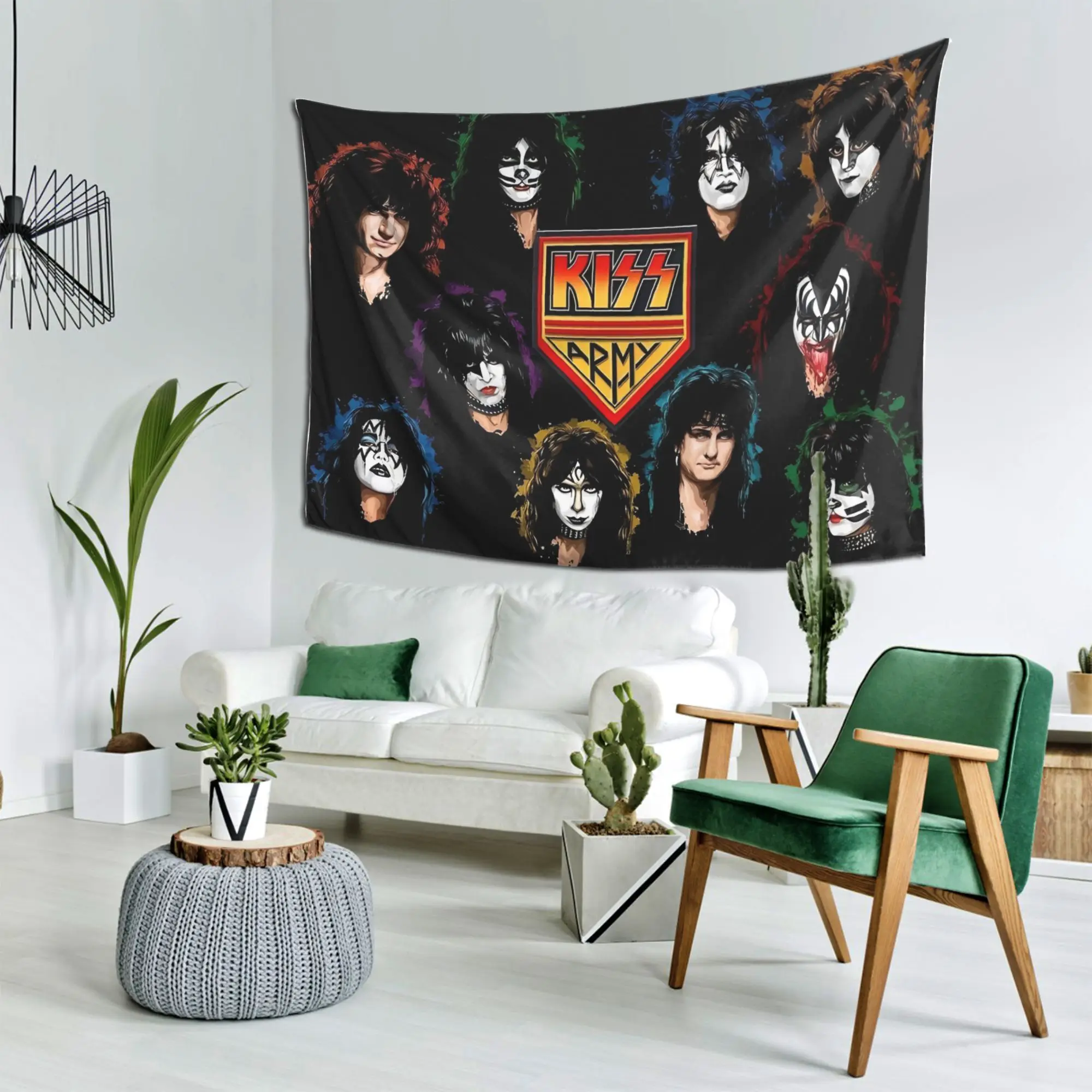 نسيج عسكري KISS المميز الذي يتميز بأفراد الفرقة الأسطورية في مكياجهم المميزين، مثالي للمعجبين ومثالي للإضافة