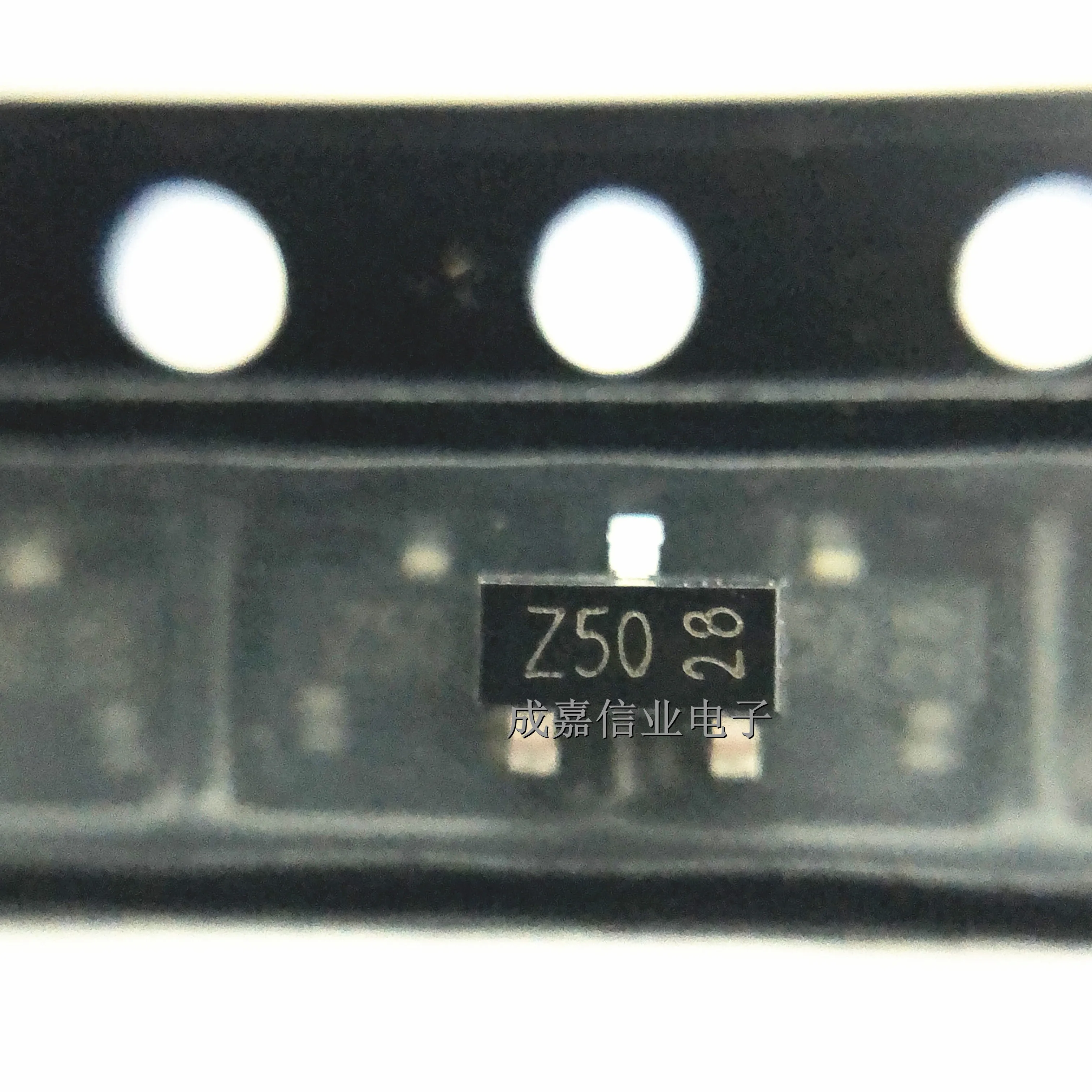 100pcs/Lot BZX84-B2V4 SOT-23-3 MARKING;Z50 Diode Zener Single 2.4V 2% 250mW 3-Pin Operating Temperature:- 65 C-+ 150 C