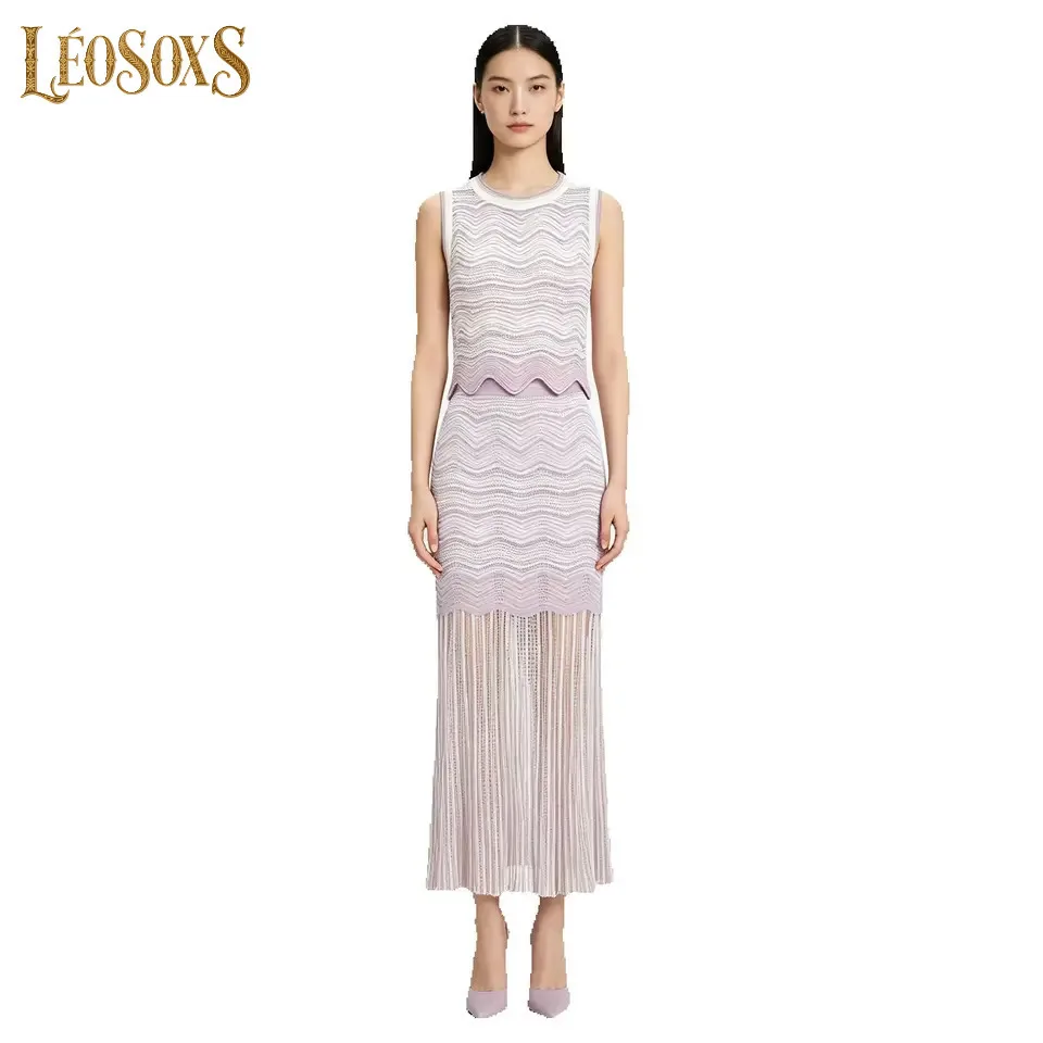 LEOSOXS New Arrival Summer Women Casual Matching Outfit Wave Pattern Round Neck ShortSleeve Knitted Top With Versatile Midi Skir