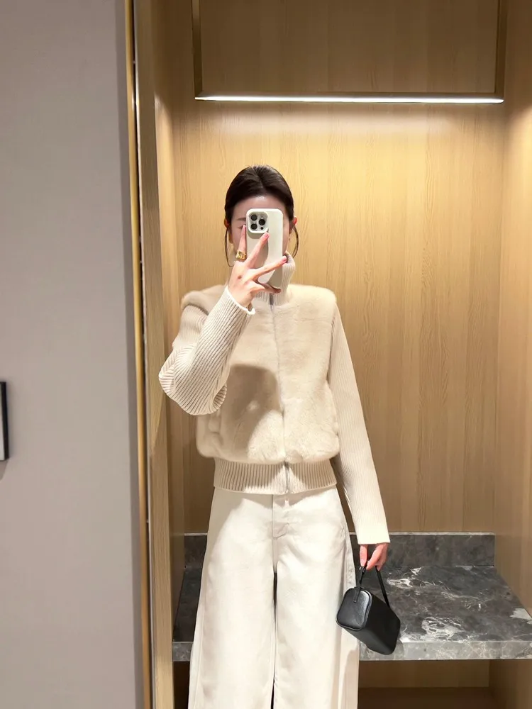 معطف فرو المنك قصير، صغيرتي، محبوك برقبة عالية مع لمسة من التطور والتصميم، بلوزة متخصصة للنساء في الخريف وW