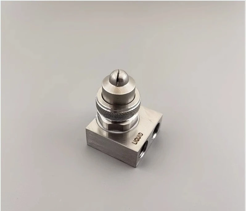 Atomizing nozzle, two-fluid gas-water mixed nozzle pressure adjustable wide-angle fan-shaped dust removal nozzle