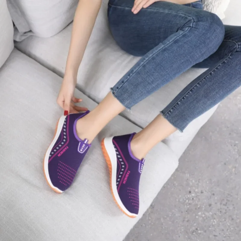 

Soft Slip On Light Shoes for Women Comfortable and Elegant Fashion 2025 Designer Luxury Casual New In Aesthetic Woman Footwear