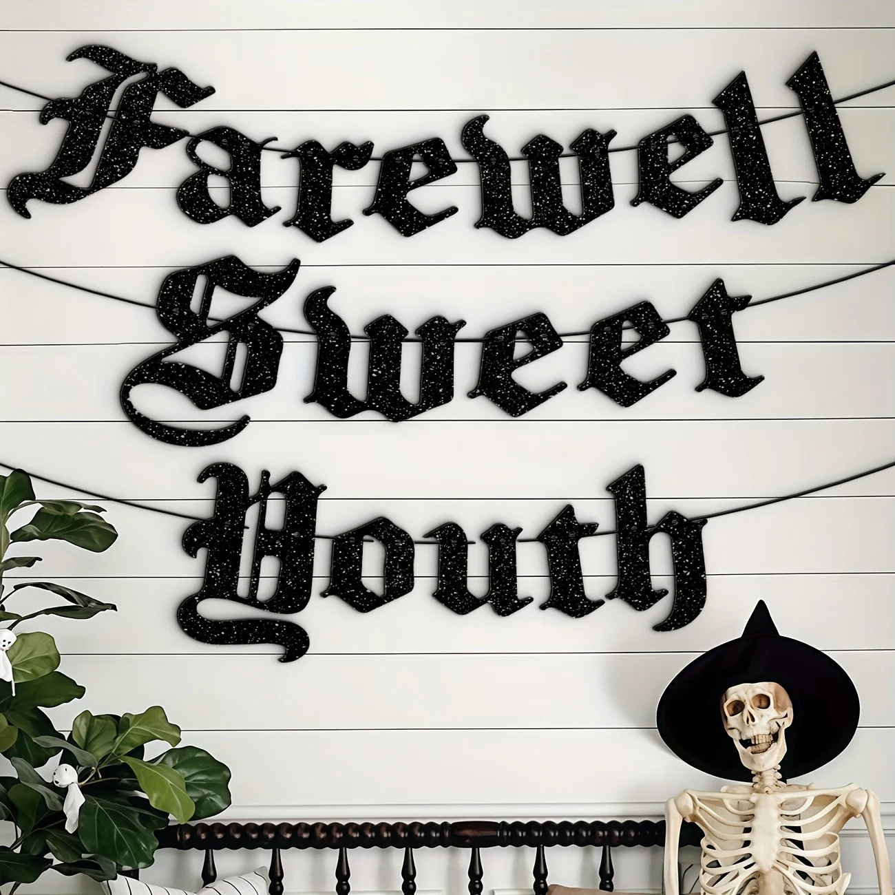 Farewell Sweet Youth Old English Goth Party Banner Gothic Blackletter Party Girlande, Beerdigung für meine Jugend-Geburtstagsgirlande für