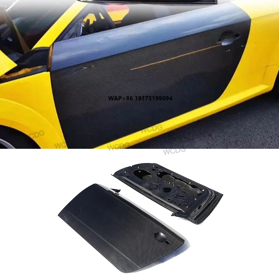 

High Quality Dry Carbon Fiber Car Door Panels for-Audi TT MK3 8S TTS TTRS Coupe 2016-2019 Car Side Door Replacement Bodykit