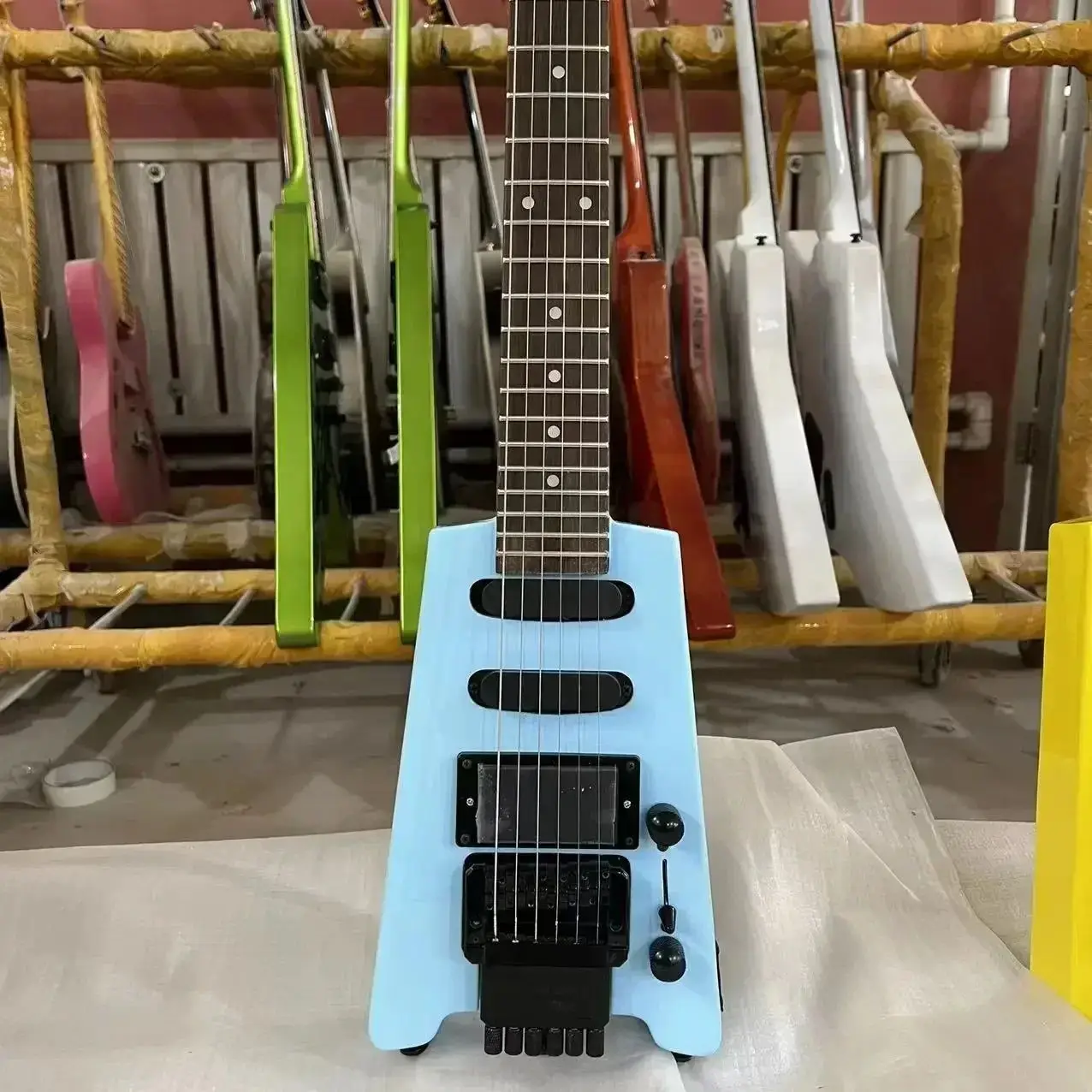 Steinberger, Headless  Guitar, Floyed Rose Bridge, Blue Color,  Body, 6 String Guitarra,