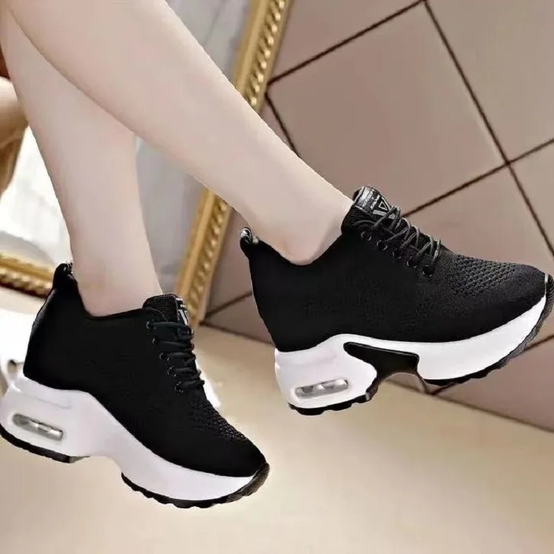 Damen Mesh Atmungsaktive Casual Sportschuhe Damen Frühling High Rise Schuhe Keilförmige High Rise 2023 Gestrickte Damen Vulkanisieren