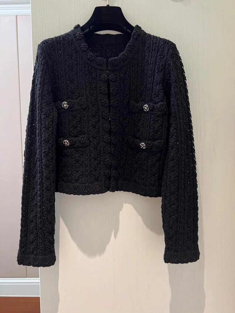 2024 Autumn New Women's Cardigan Fashionable, Exquisite, High Quality Black Flower Button Knitted Coat Cardigan