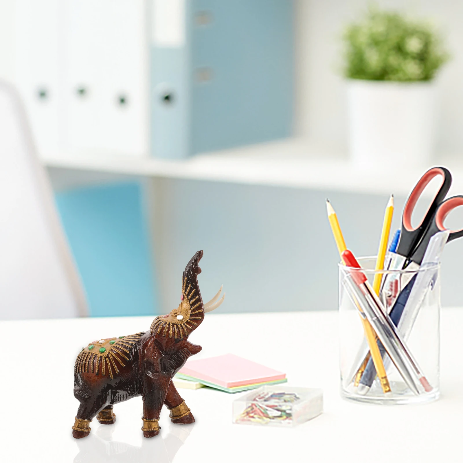 

Wood Elephant Statue 3 Inches Home Decor nament Delicate Carving Design Wooden Animal Adorn House Office Hotel Cafe Gift