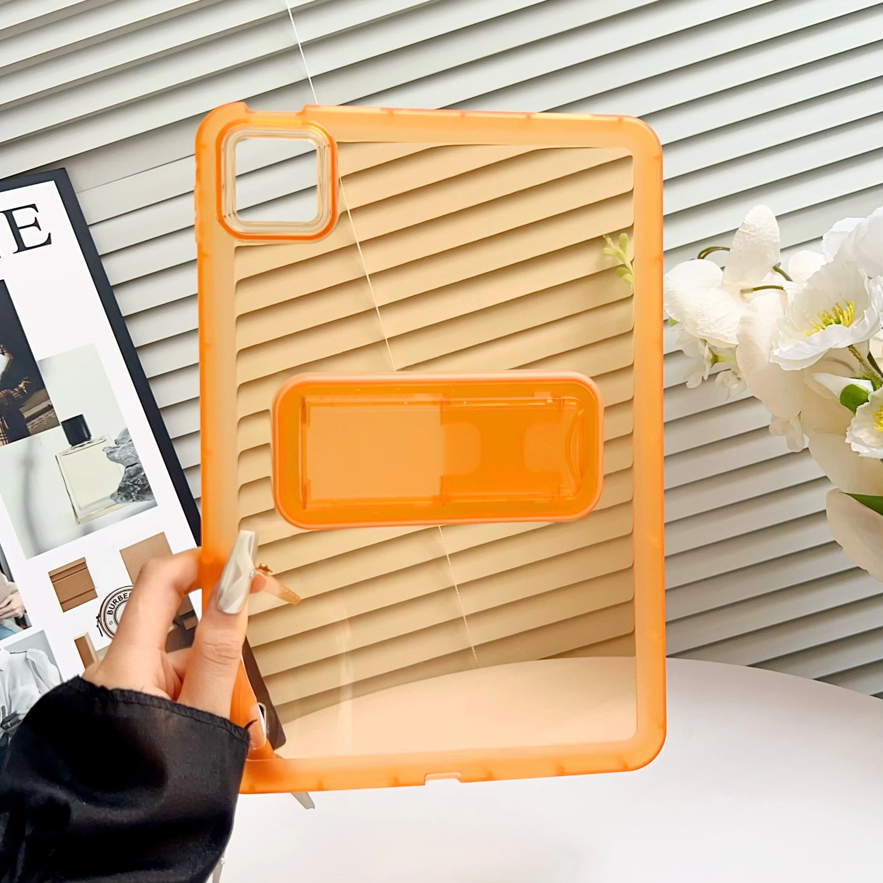 Translucent Matte Tablet Case with Built-in Kickstand, Shockproof TPU Bumper Protective Cover for Xiaomi Pad 5 6 6S 7 8 Pro