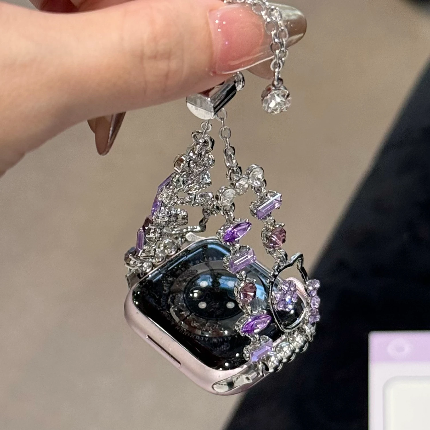 Two rows of small diamond chains are used for Apple watch models, with gorgeous sparkle for iWatch Series 9 8765432 strap - view 5