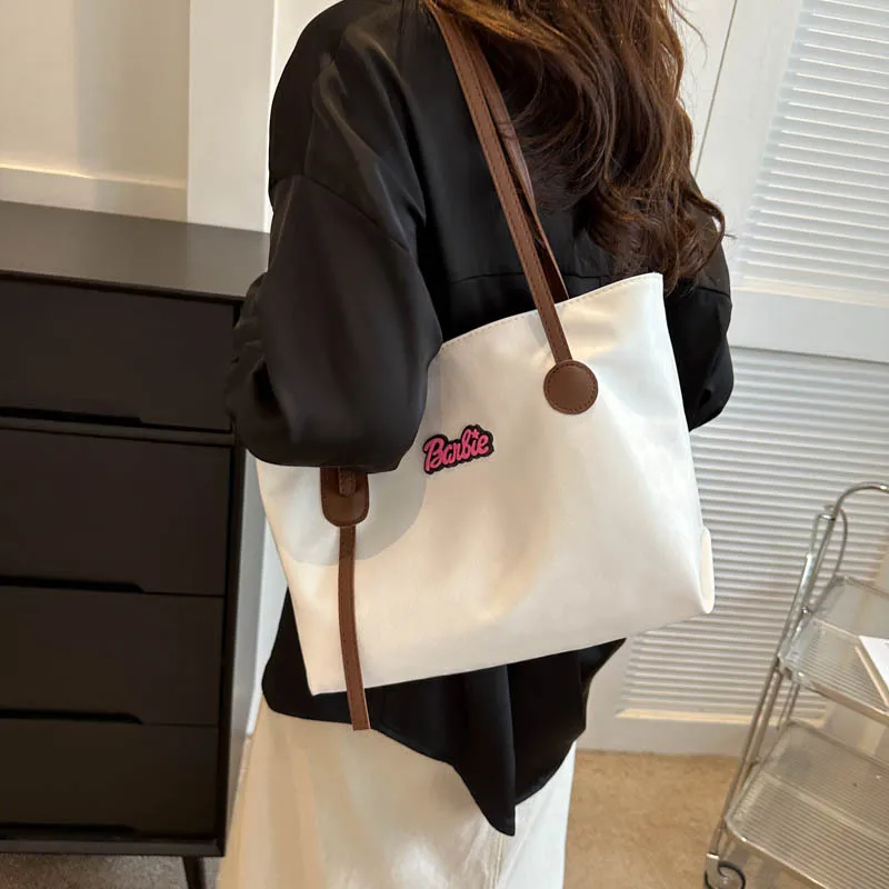 New Fashion Simple Handbag Shoulder Bag Large-capacity Luxury Designer Shoulder Bag Casual Western-style Female Shoulder Bag