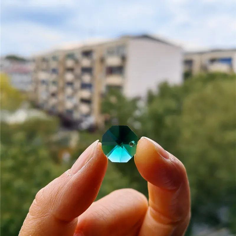 Top Quality 100pcs Zircon Green 14MM Glass Crystal Chandelier Octagon Beads In One Hole Light Accessories Curtain Beads Supplies