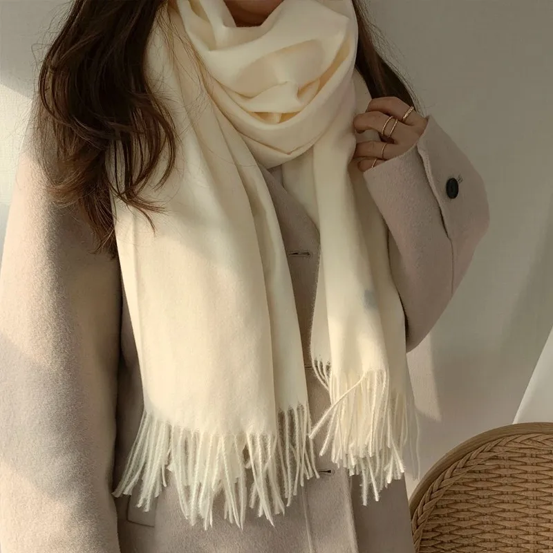 Новый женский зимний шарф 2025 года, однотонный белый большой толстый теплый платок из искусственного кашемира с кисточками на шею