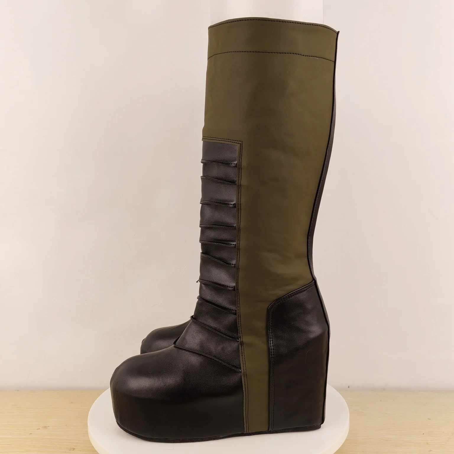 Women's Olive-Black Combat Knee-High Boots Ruched Detail Platform Sole Edgy Bold Style for Autumn/winter Streetwear Outfits