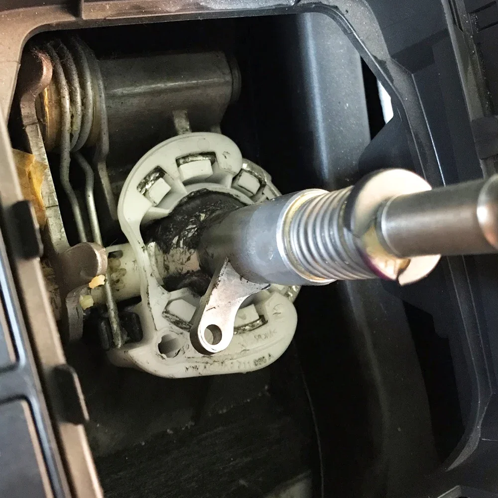 자동차 시프터 베어링 쉘 기어 스틱 레버로드 댐핑 링키지 피벗 부시 Audi SEAT Skoda VW 1K 0711699 셀렉터 로드 교체