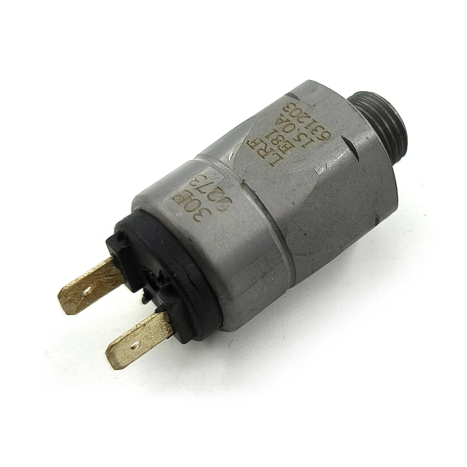 631203 oil pressure switch sensor is suitable for parts of Sany, XCMG and Liugong excavators