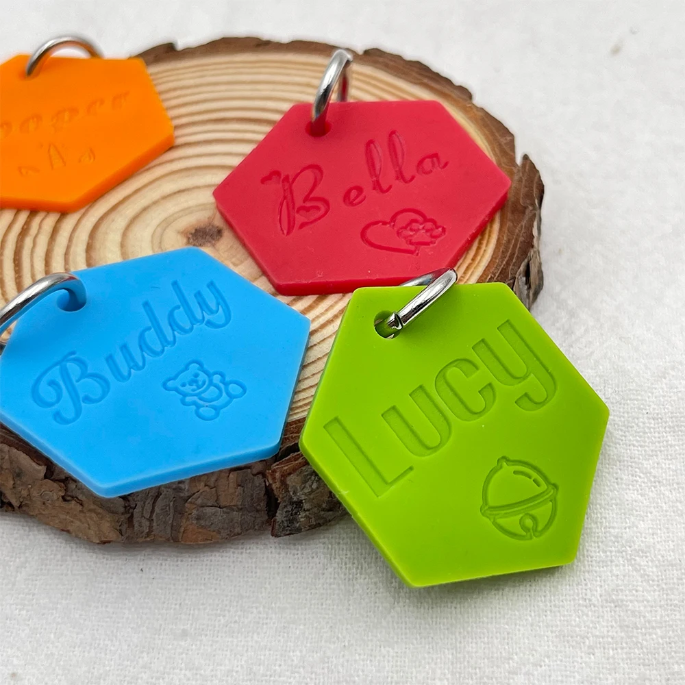 Hexagon Shaped Dogs Tags Silicone Pet Anti-lost ID Tag Dog Collar Tag Engraved Name Phone Number Custom Pendant Puppy Collars