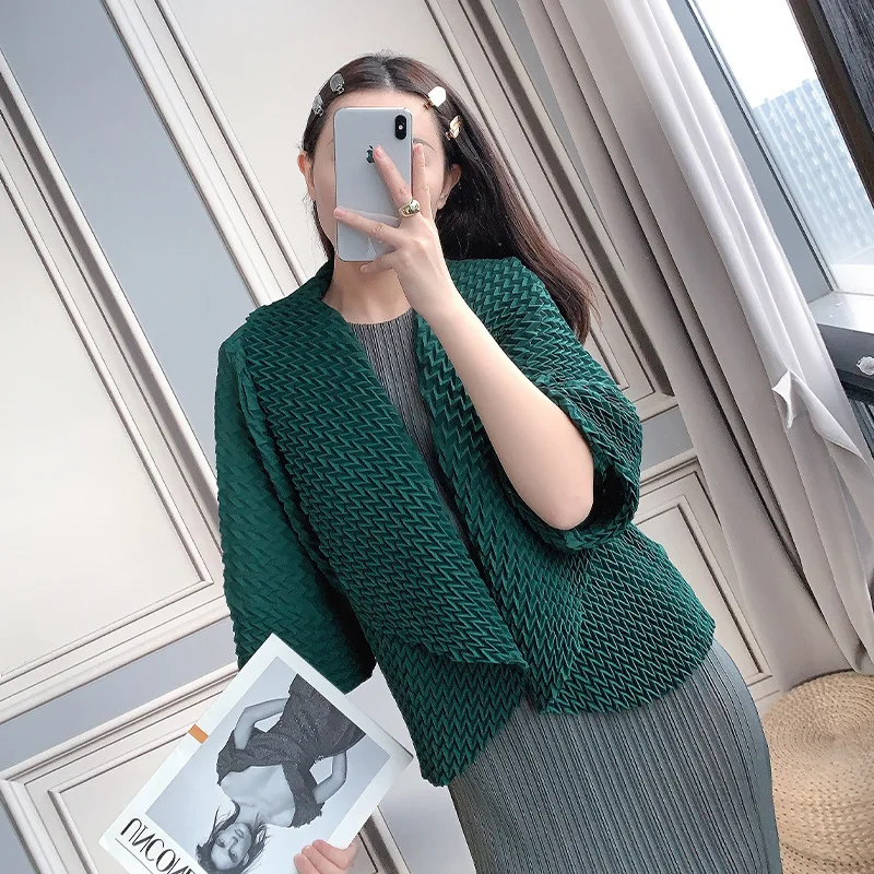 Miyake 2025 Three-Dimensional Pleated Top European and American Women'S Cardigan Large Lapel Jackets Coats