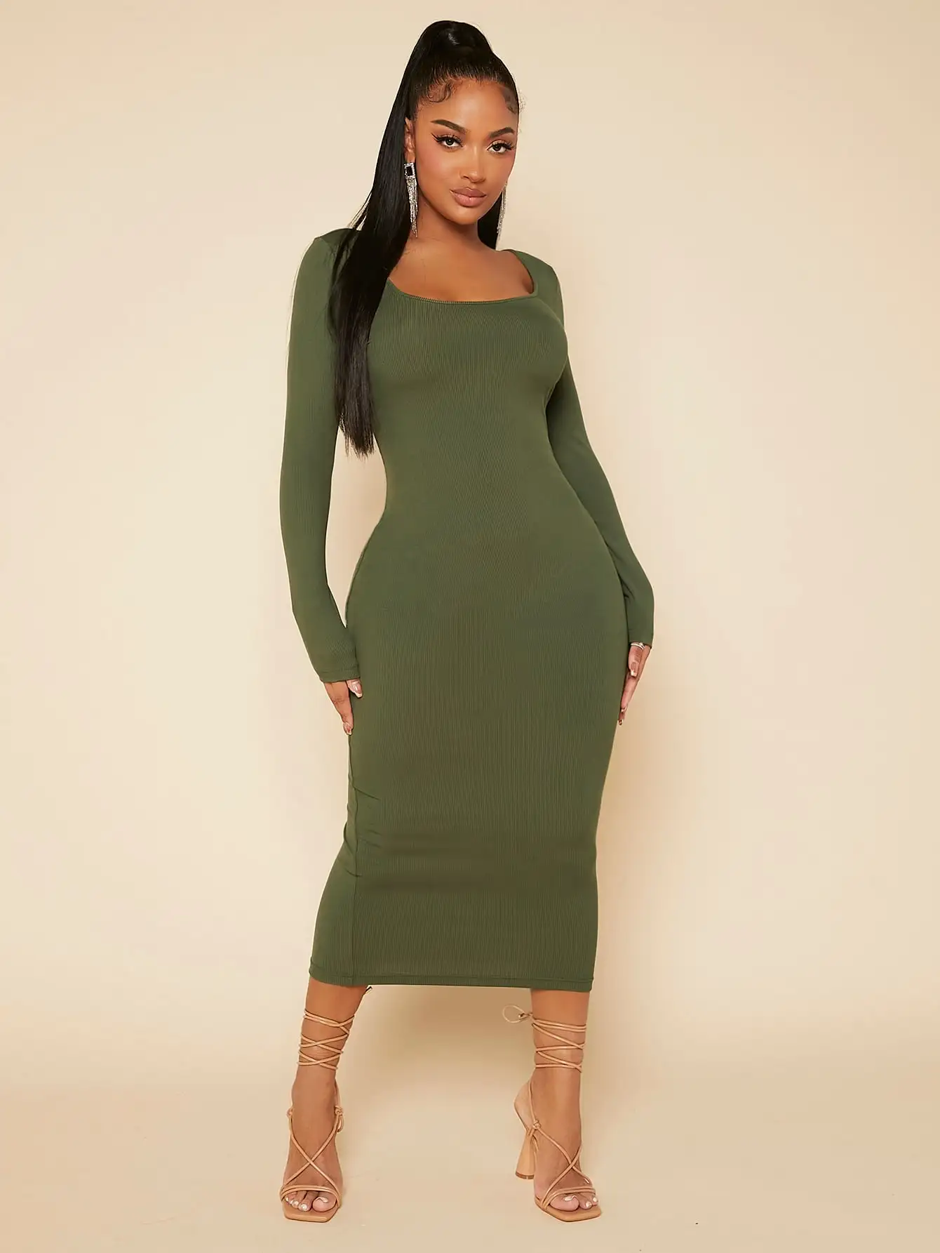 

Olive Green Long Sleeve Bodycon Midi Dress with Scoop Neck for Fall Daily Wear