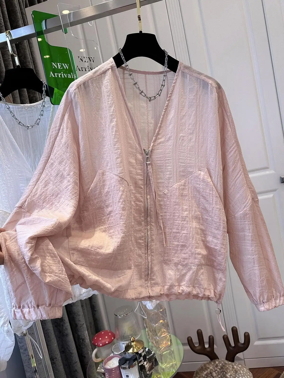 plus Size V-Neck Summer Sun Protection Clothing Men Women Thin Drawstring Pleated Lightweight Outerwear Casual Loose Fit Shirt