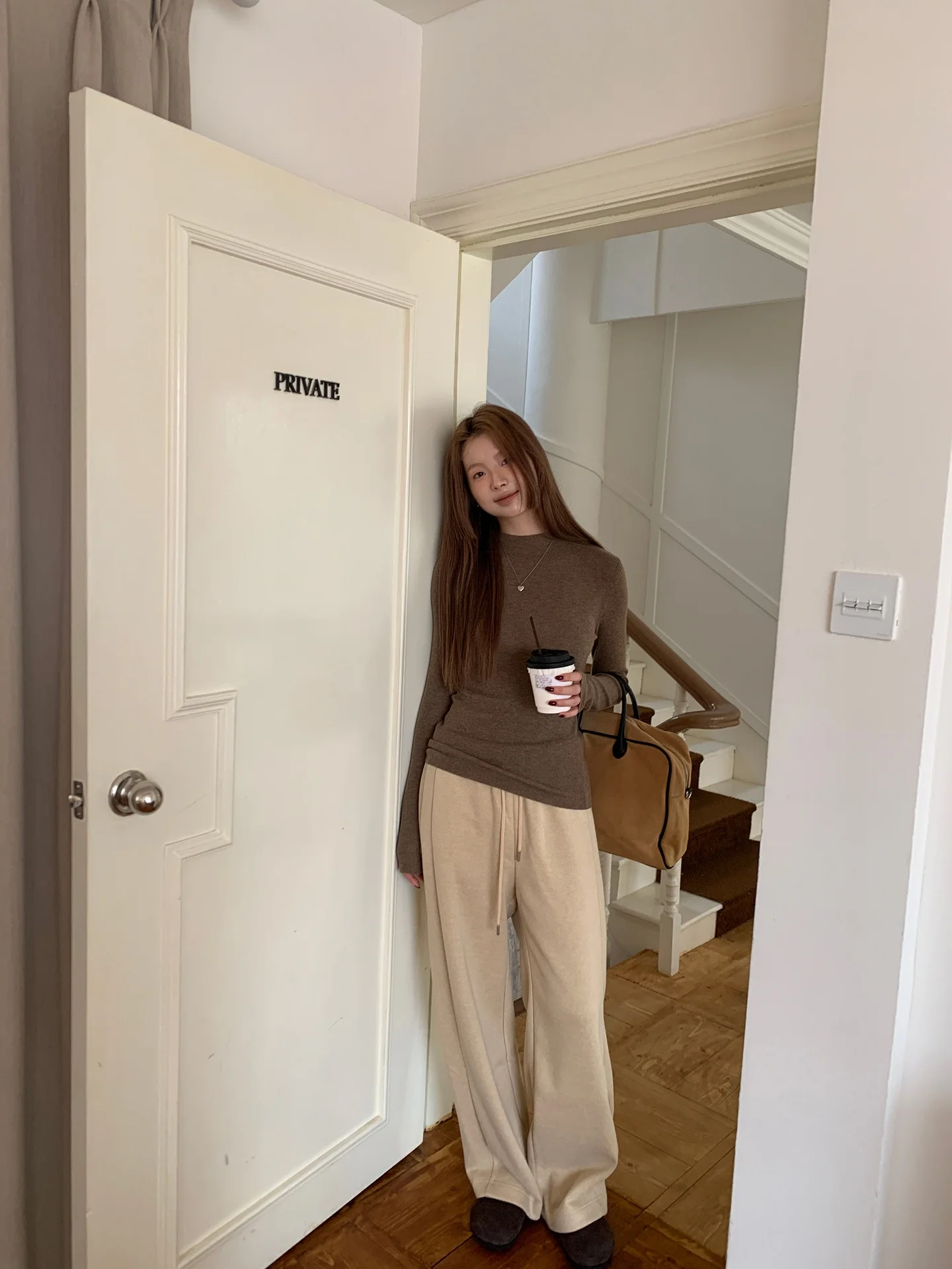 بنطلون نسائي واسع الساق بخصر مرتفع، تصميم فضفاض كاجوال مبطن بالصوف، بنطلون مستقيم الساق بأسلوب عملي من ألياف البوليستر #2