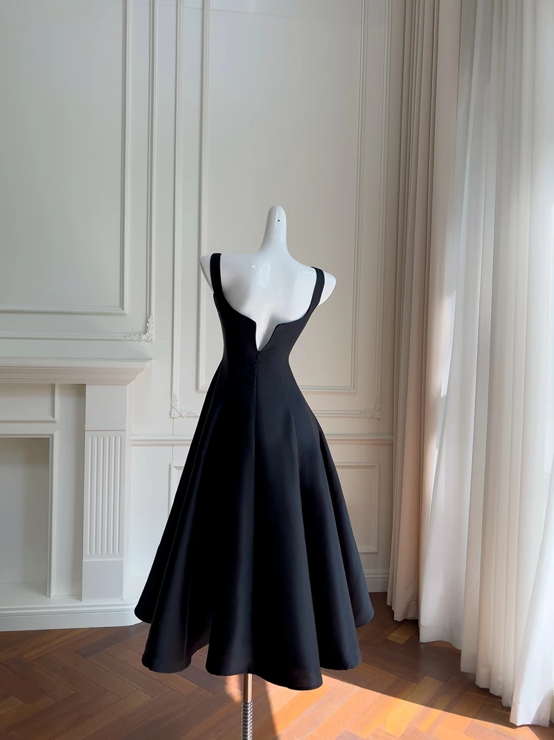 Retro Hepburn Sle B… - image