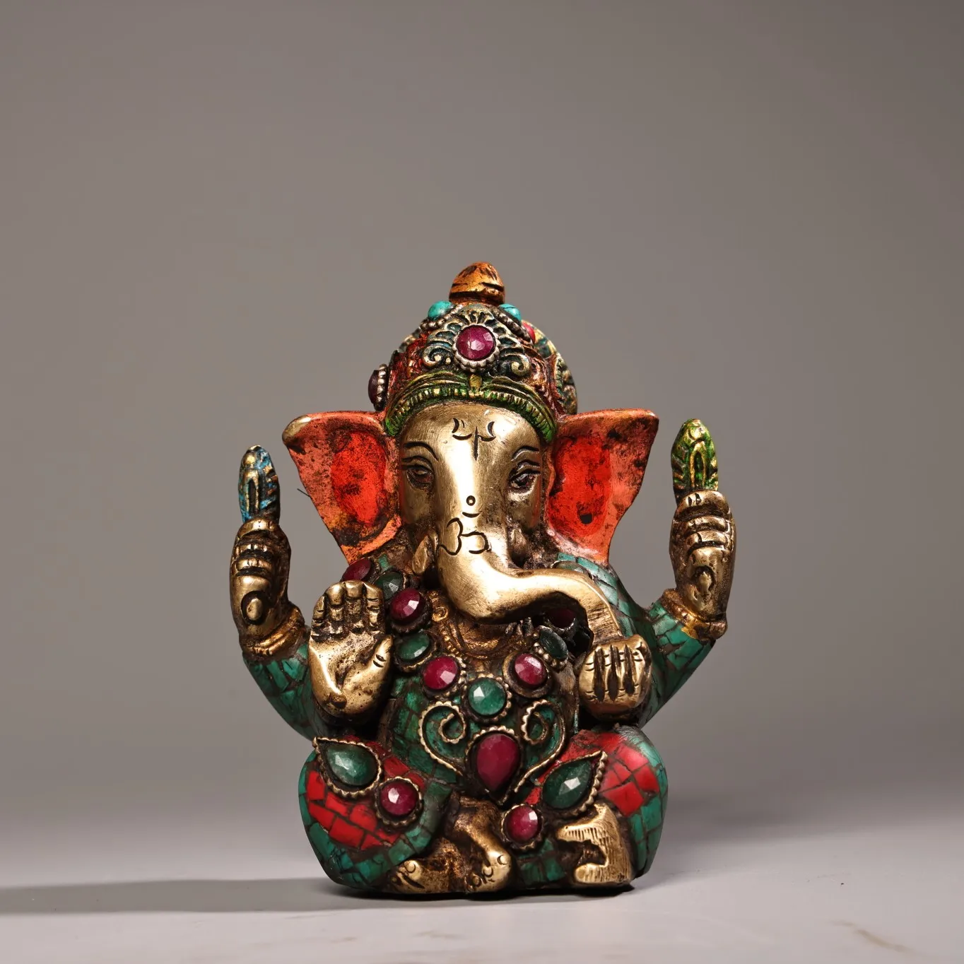 

5"Old China Collections Old Bronze Painted Outline in gold Mosaic Gem Turquoise Geneisha Buddha Elephant Trunk God of Wealth