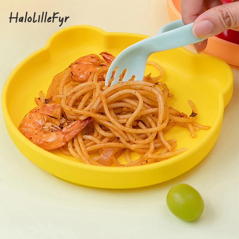 Baby Silicone Suction Plate Cute Bear Safe Meal Tray Food Grade Children's Feeding Tableware for Toddlers Non-slip Food Utensils